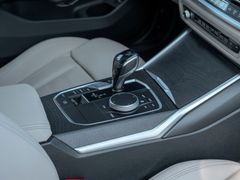 BMW 330 – 25 / 32