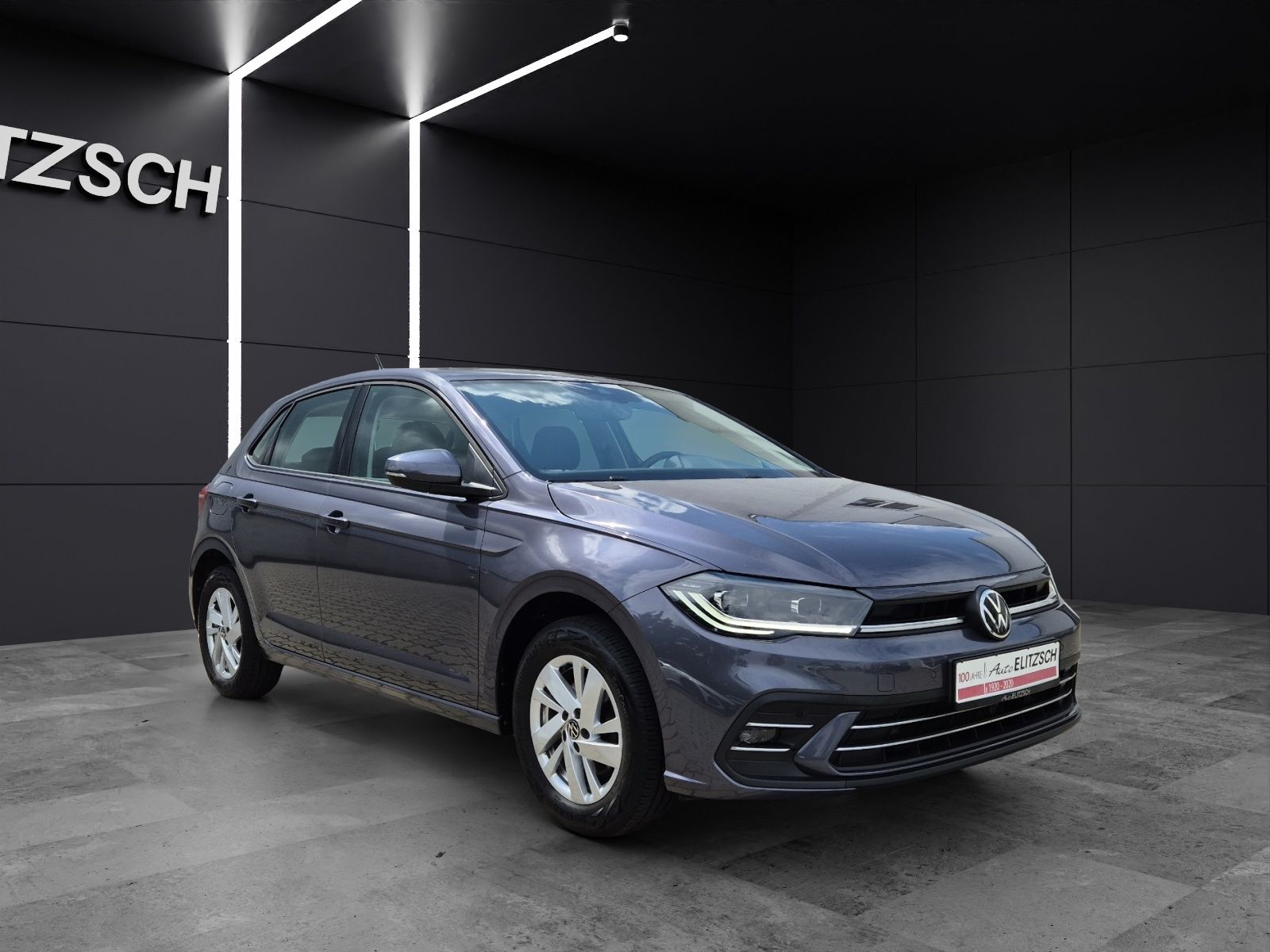 Fahrzeugabbildung Volkswagen Polo TSI Style DSG Matrix AID ACC PDC SH LM