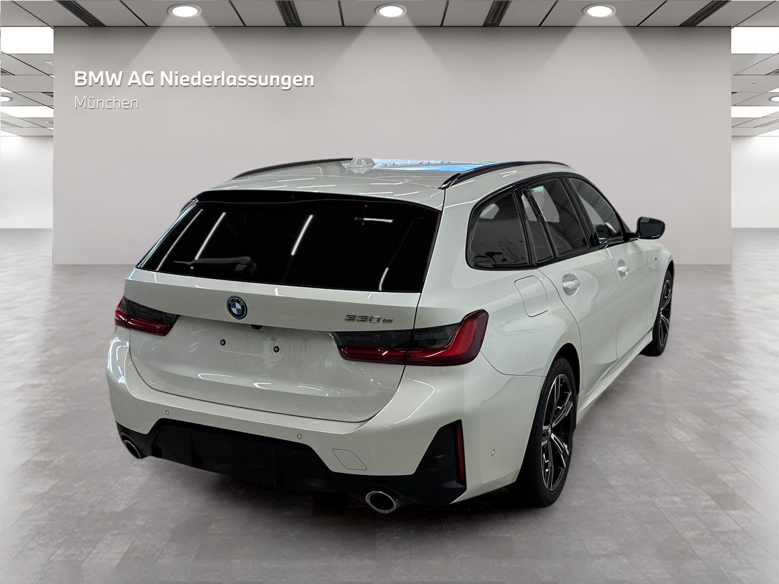 BMW 330e Touring M Sport AHK Harman K Kamera LED foto 4