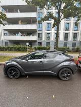 Toyota C-HR 1.8 Hybrid Style Selection - Toyota C-HR in Berlin