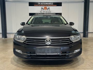 Volkswagen Passat - 2