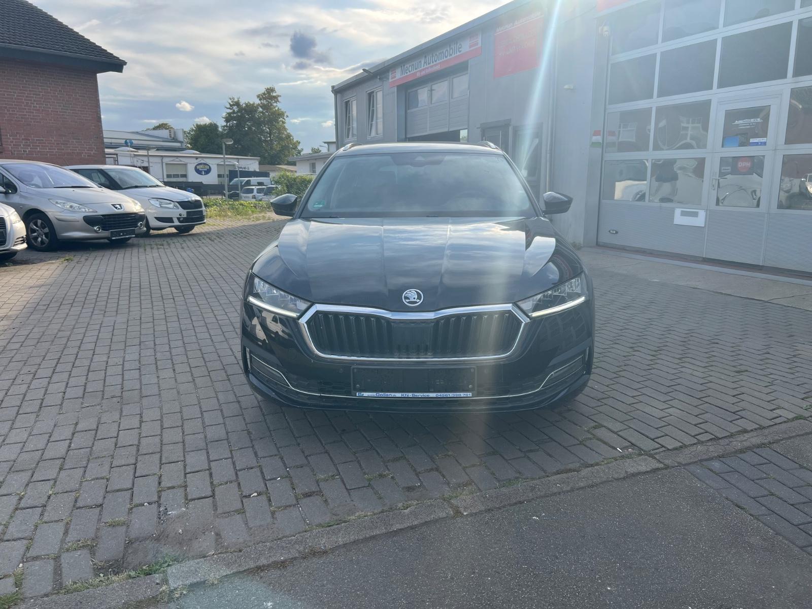 Skoda Octavia Combi First Edition