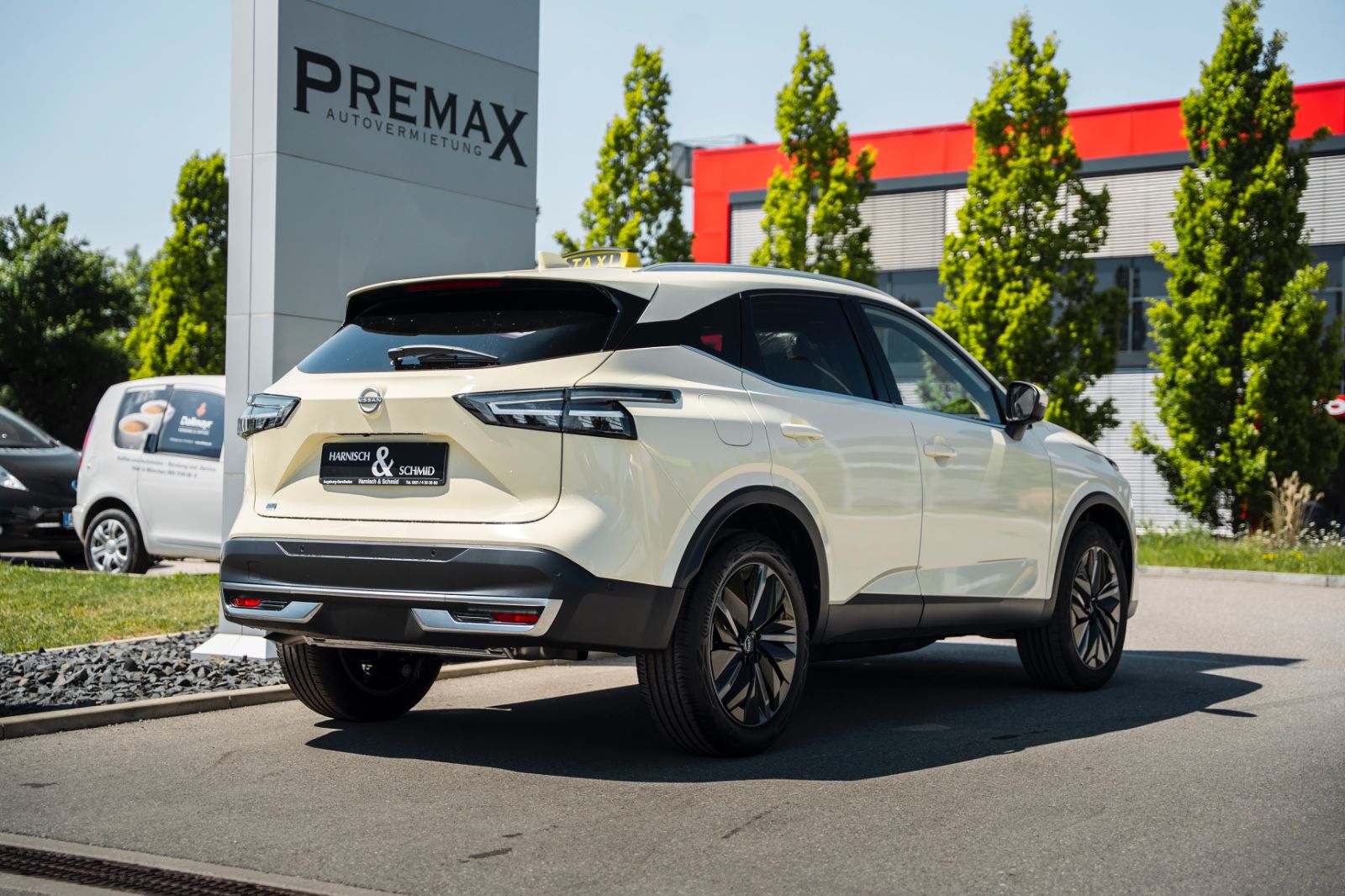 Fahrzeugabbildung Nissan Qashqai Tekna e-Power TAXI inkl. Taxiumbau, Lede