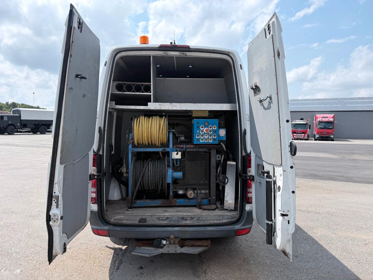 Mercedes-Benz Sprinter 316 CDI Rioned Highpressure pump