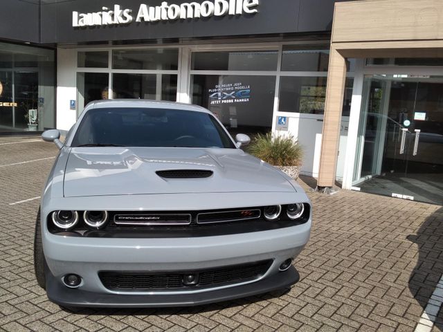 Dodge Challenger R/T 5.7 V8 HEMI Performance NAVI BREM