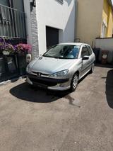 Peugeot 206 - Peugeot 206 Gebrauchtwagen in Stuttgart