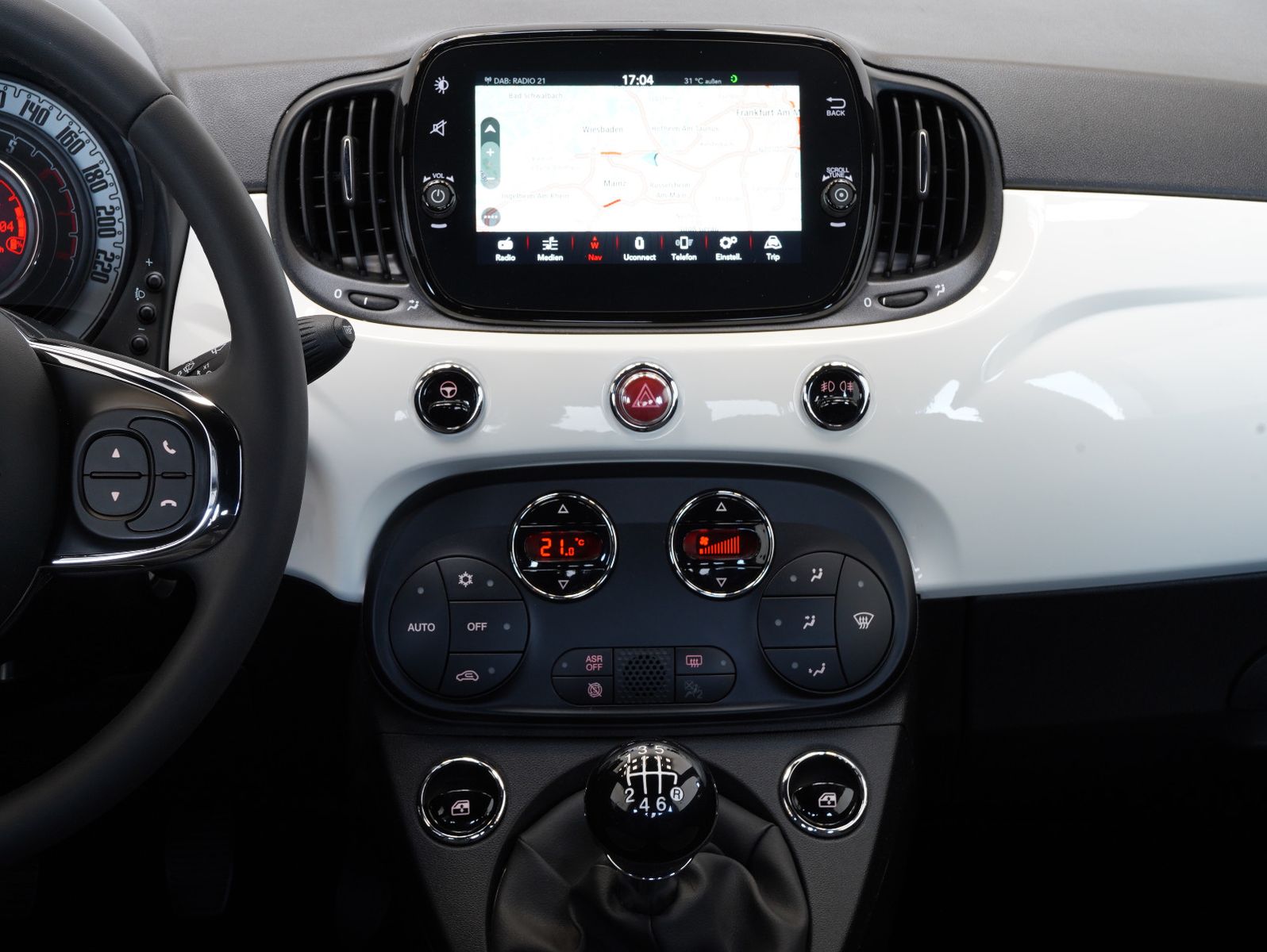 Fahrzeugabbildung Fiat 1.0 Mild Hybrid Lounge PDC/NAVI/CARPLAY