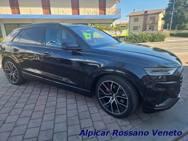 Image of Audi Q8