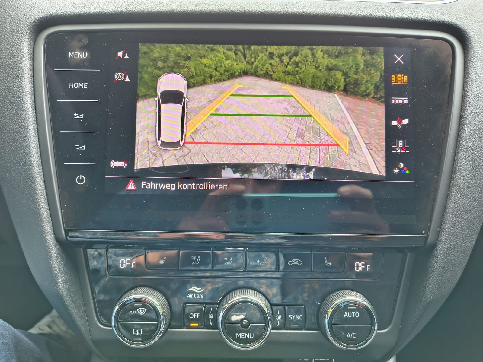 Fahrzeugabbildung SKODA Octavia RS 2.0 TDI 4x4 DSG LED+VIRT+KAM+ACC+MEMO