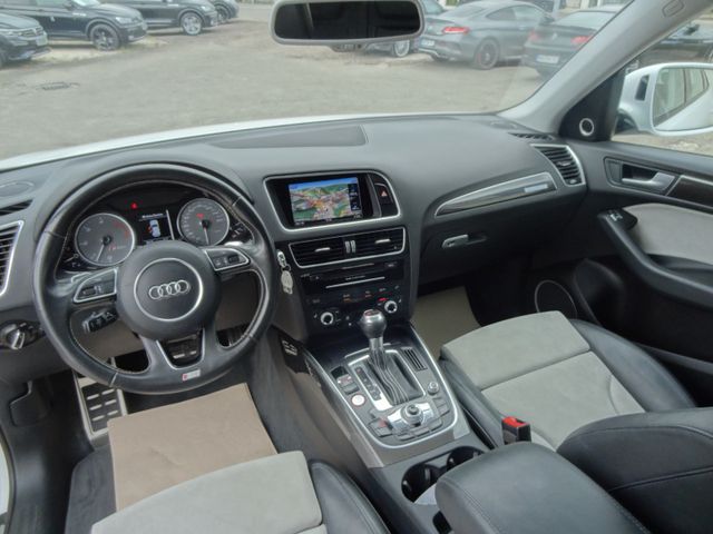 Fahrzeugabbildung Audi SQ5 3.0 TDI competition quattro/2.Hd/Pano/AHK/