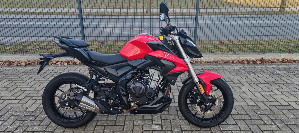 VOGE 500 R Führerschein A2 + HELM