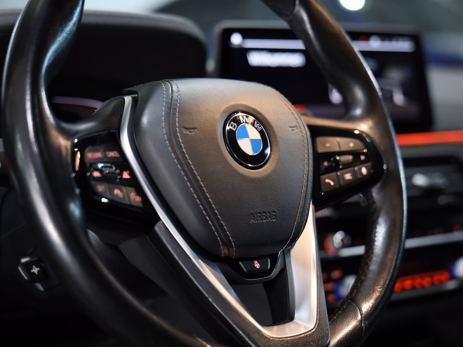 BMW 520d Touring xDrive LUXURY / LASER / PANORAMA