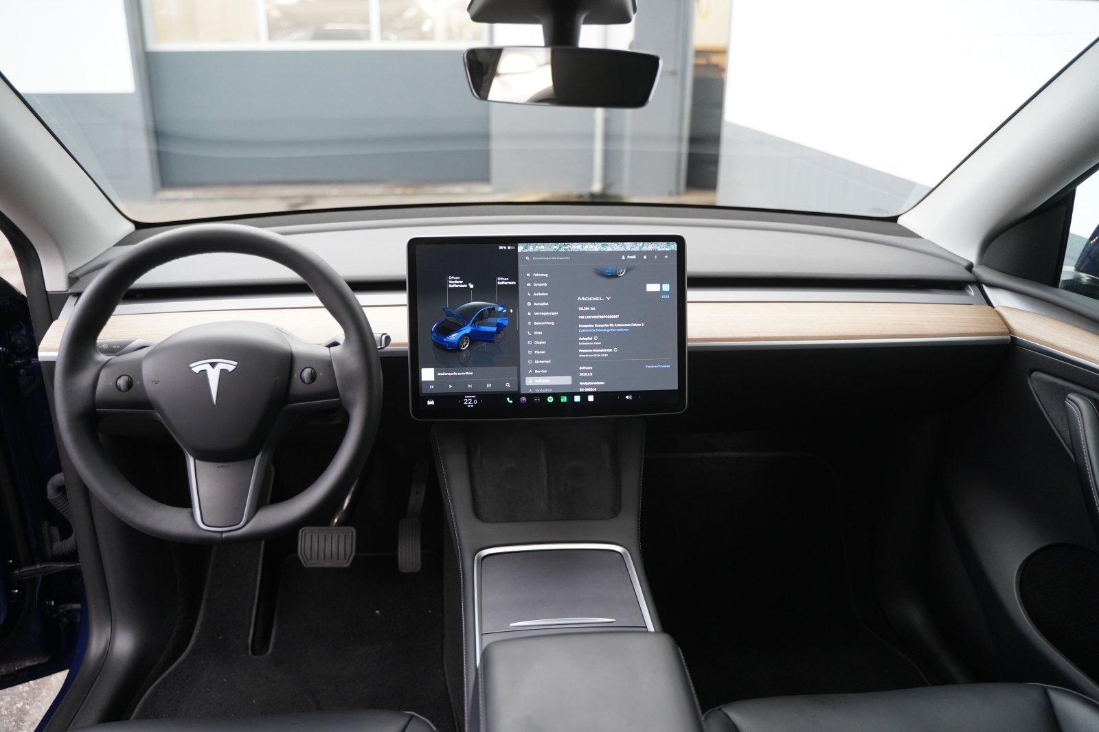 Tesla Model Y Standard Range RWD *Mwst. ausweisbar*