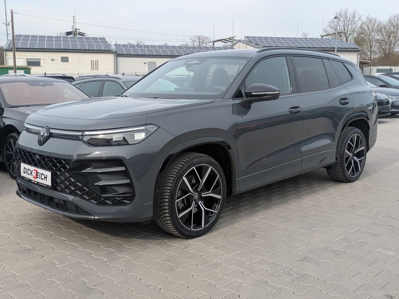 Изображение автомобиля Volkswagen Tayron 2.0 TDI 4M R-Line BLACK*7Si*MATRIX*PANO