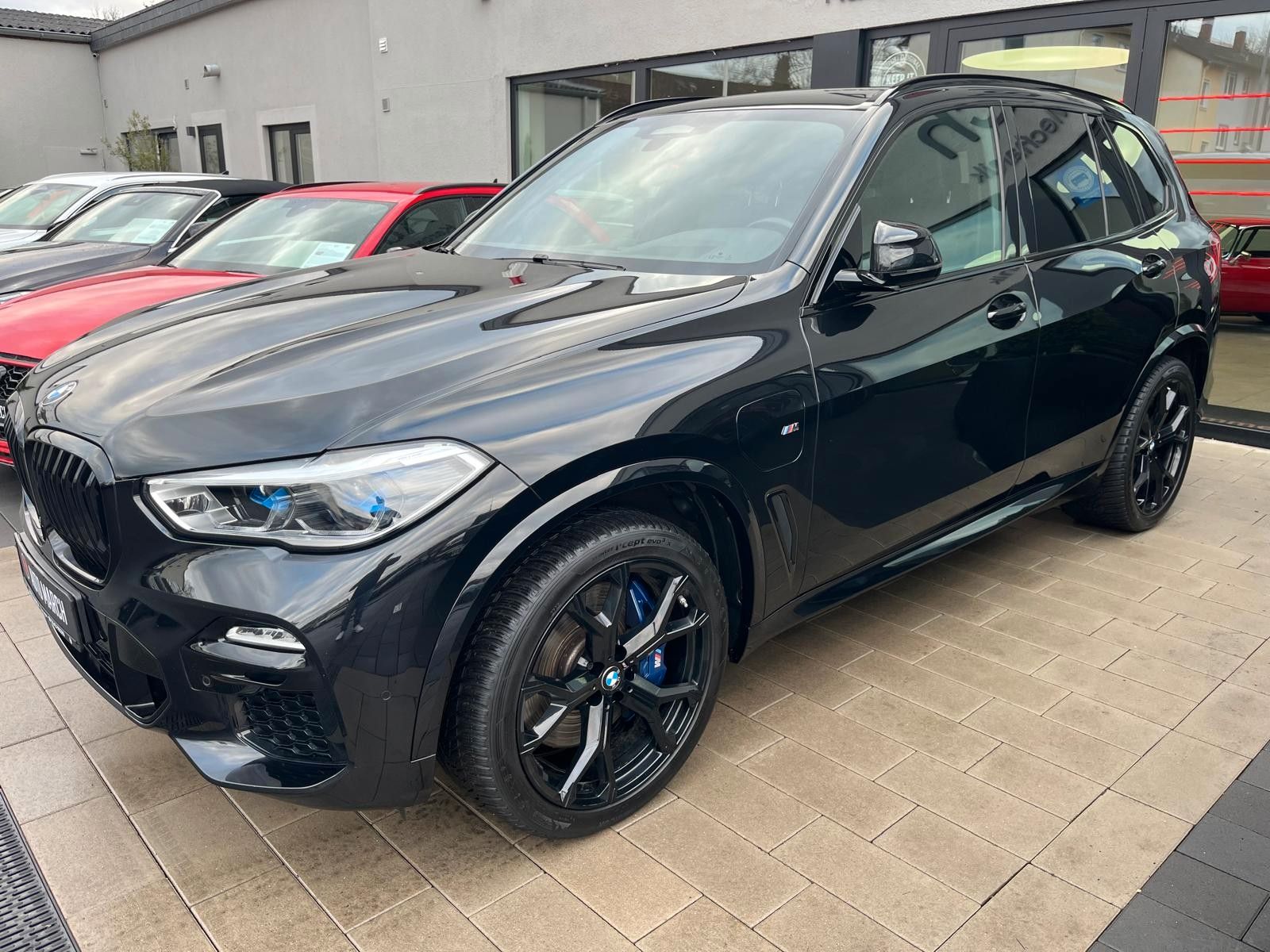 Fahrzeugabbildung BMW X5 xDrive 45 e M Sport*Laser*360°*AHK*H&K*HUD*