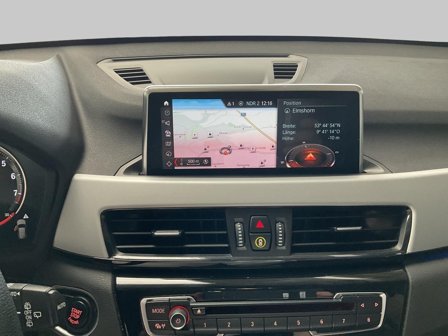 BMW X1 xDrive 20i Navi LED el-Heckklappe Klimaautom 