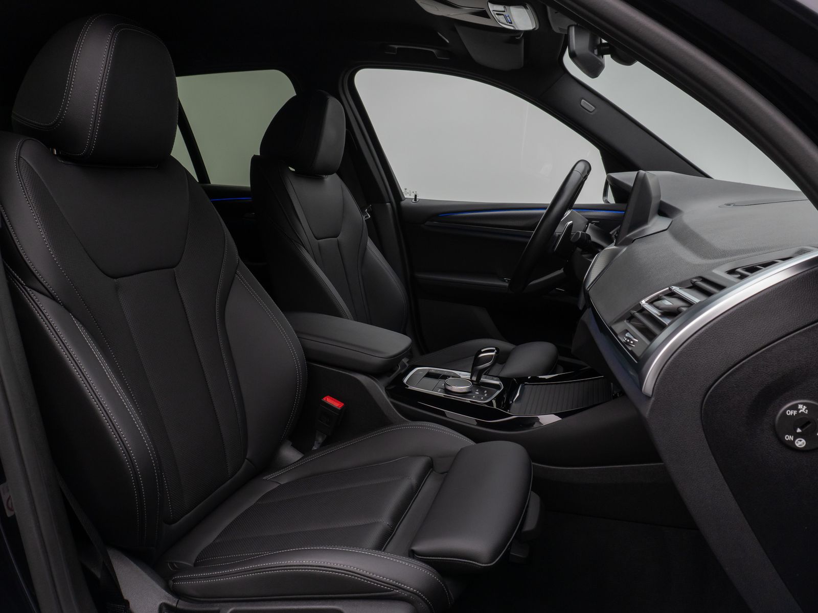 Fahrzeugabbildung BMW X3 xD20d M Sport Kamera Laser DAB HiFi AHK Komfo
