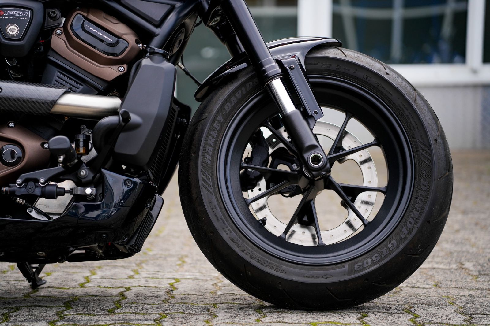 Fahrzeugabbildung Harley-Davidson RH1250S Sportster S - Jekill & Hyde