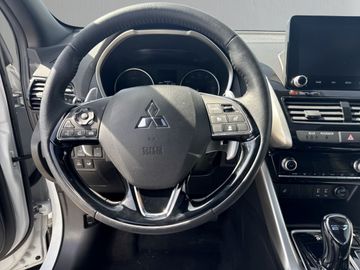 Mitsubishi Eclipse Cross - 11