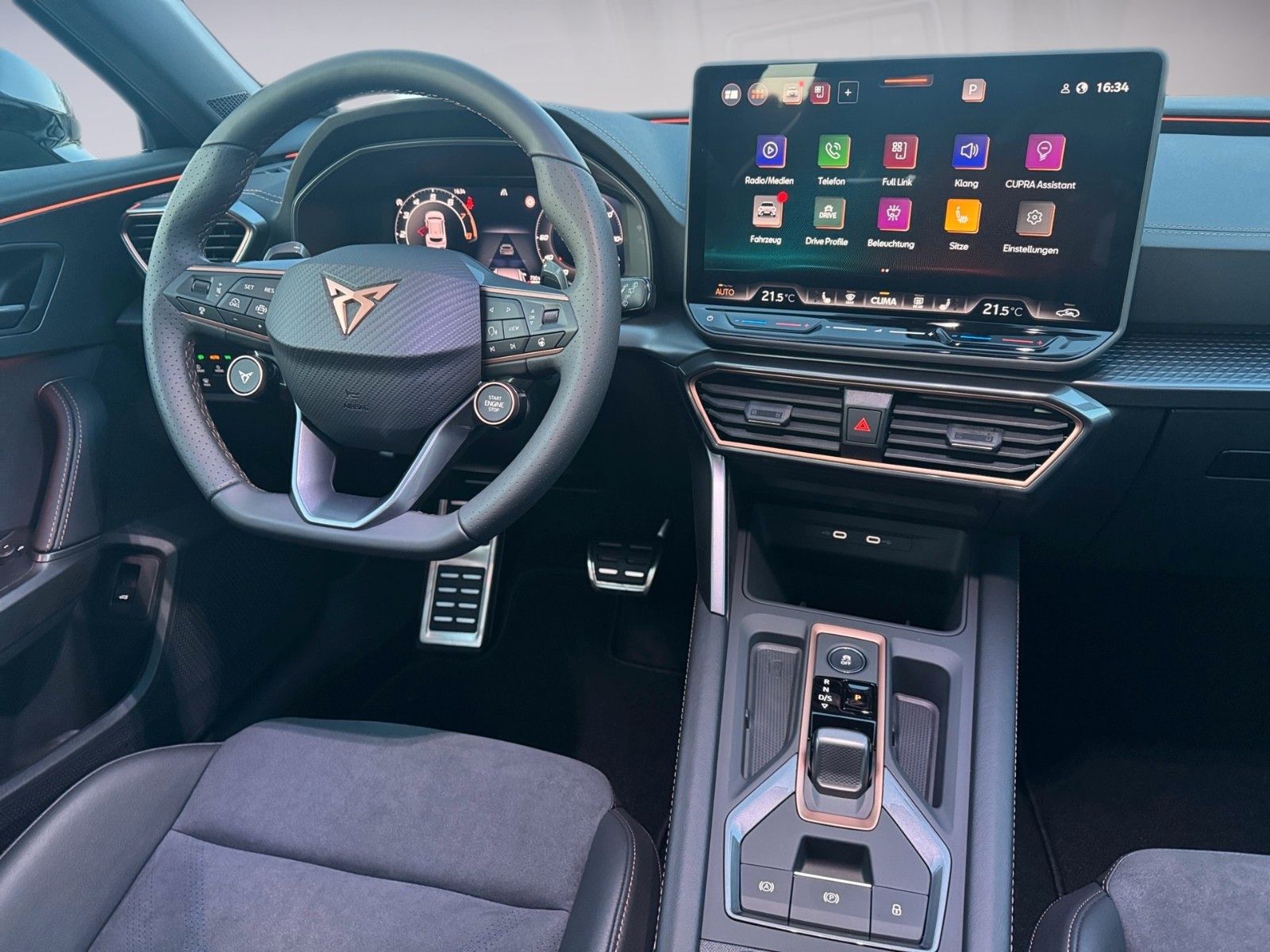 Fahrzeugabbildung CUPRA Formentor VZ 2.0 TSI 245 kW 4Drive
