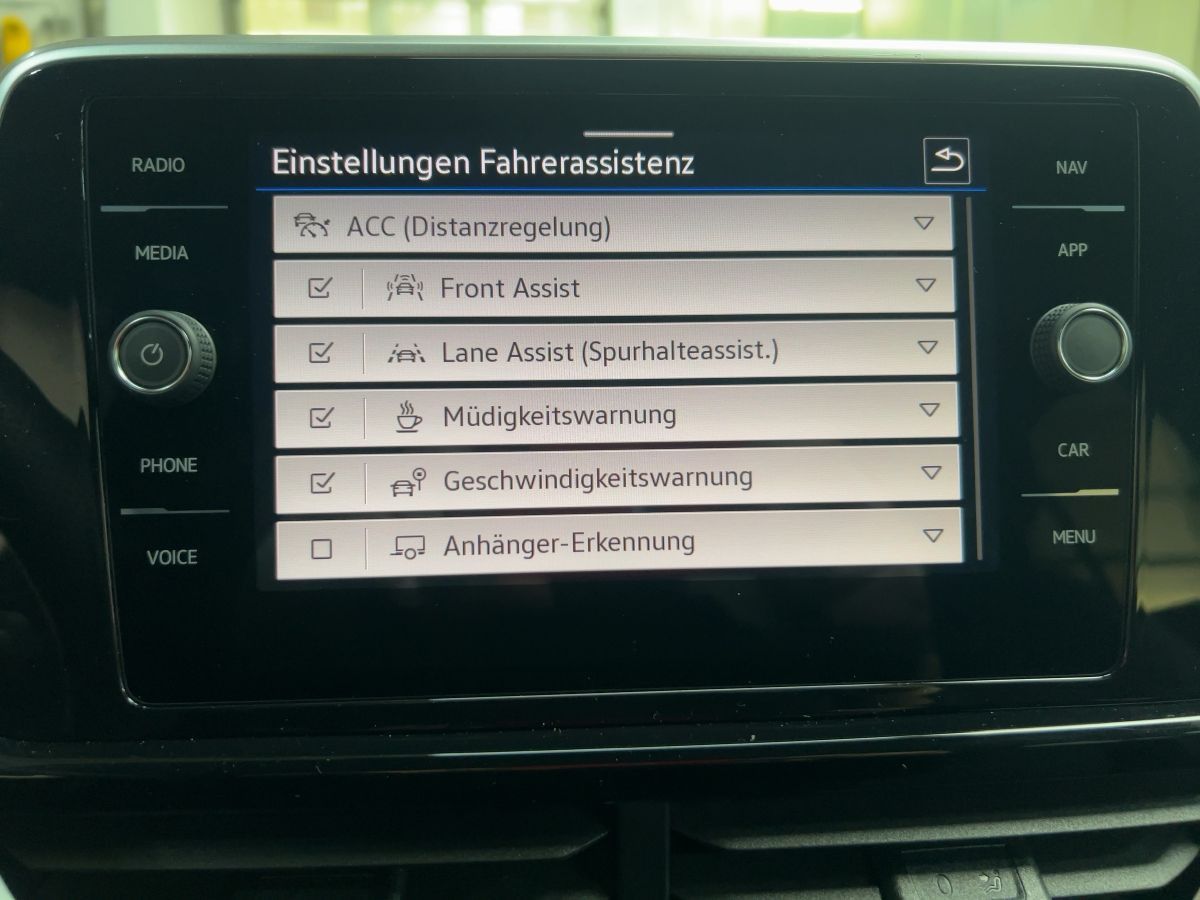 Volkswagen T-Roc - Bild 17