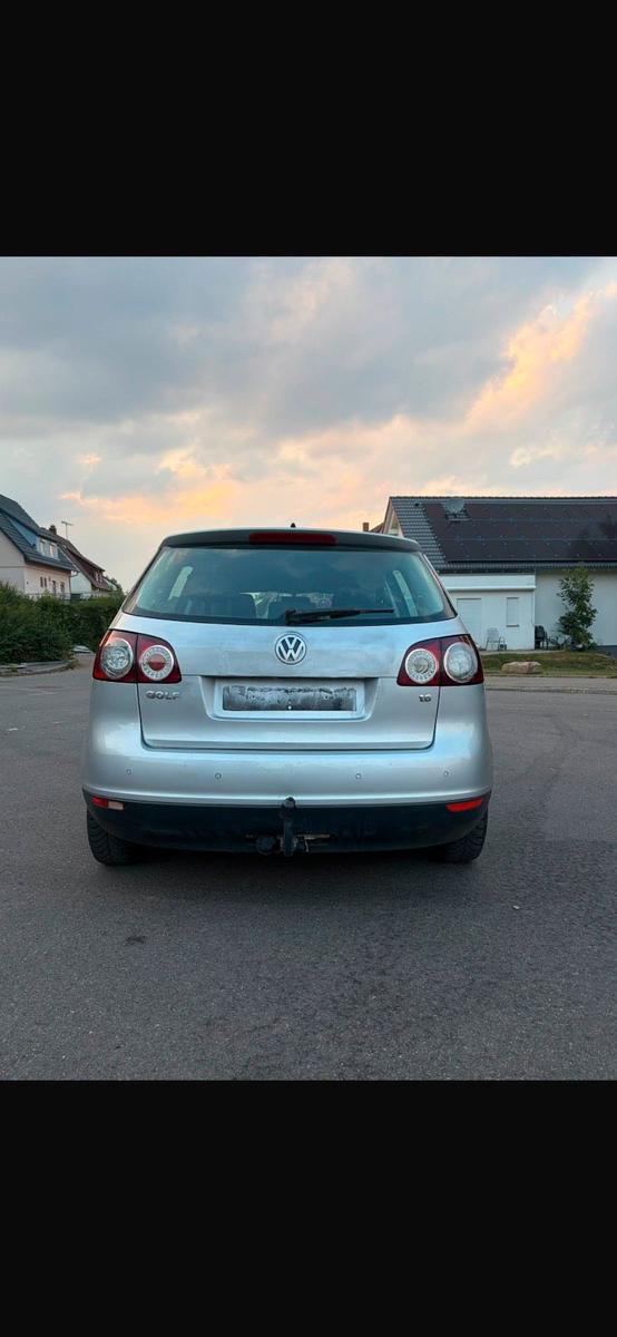 Volkswagen Golf Plus 2005 — engine 102 HP (75kW)