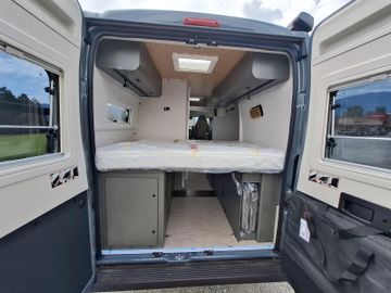 HYMER  ERIBA  HYMERCAR Redwood 600 Explorer Backrack Lithium Dieselhzg.