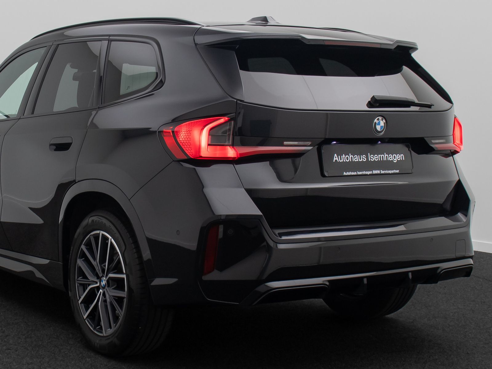 Fahrzeugabbildung BMW X1 sD20i M Sport AHK 360&deg;ACC HUD DAB Komfort 18"