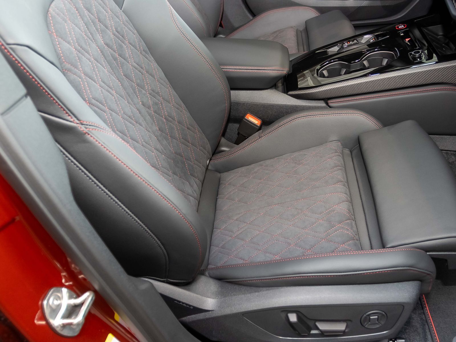 Audi S5 - Bild 18