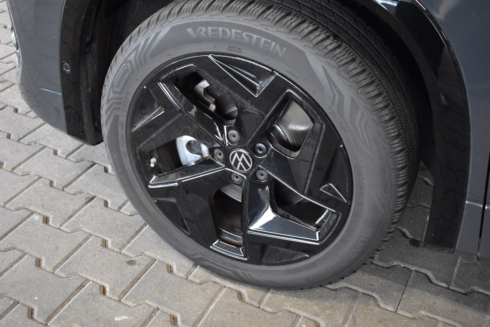 Volkswagen Tayron 2.0 TDI DSG R-Line 7-Sitzer APP Navi Blac foto 2