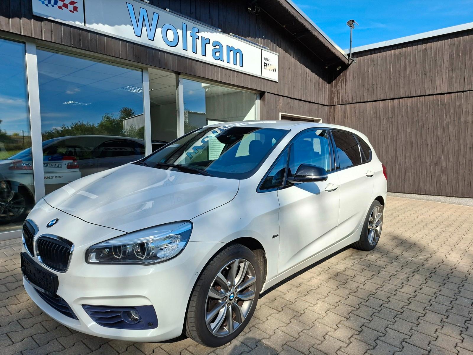 BMW 218 i Active Tourer Sport Line