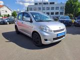 Daihatsu Sirion 1.0 HU+Inspektion+Reifen neu! - silberne Daihatsu Sirion