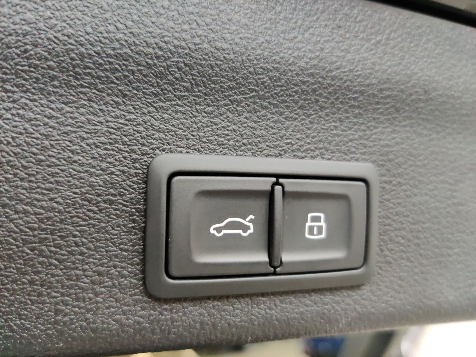 Audi S6 - Bild 19