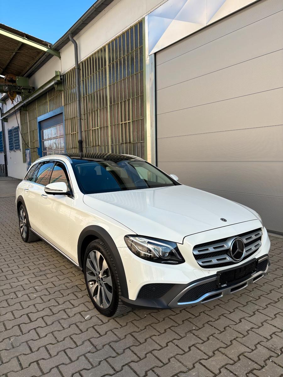 Mercedes-Benz E 220 d 4Matic All-Terrain Pano