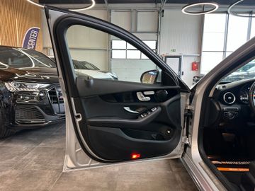 Mercedes-Benz C 220 *Keyless*Memory*PDC*ACC*AHK*SpurHT*NAVI*