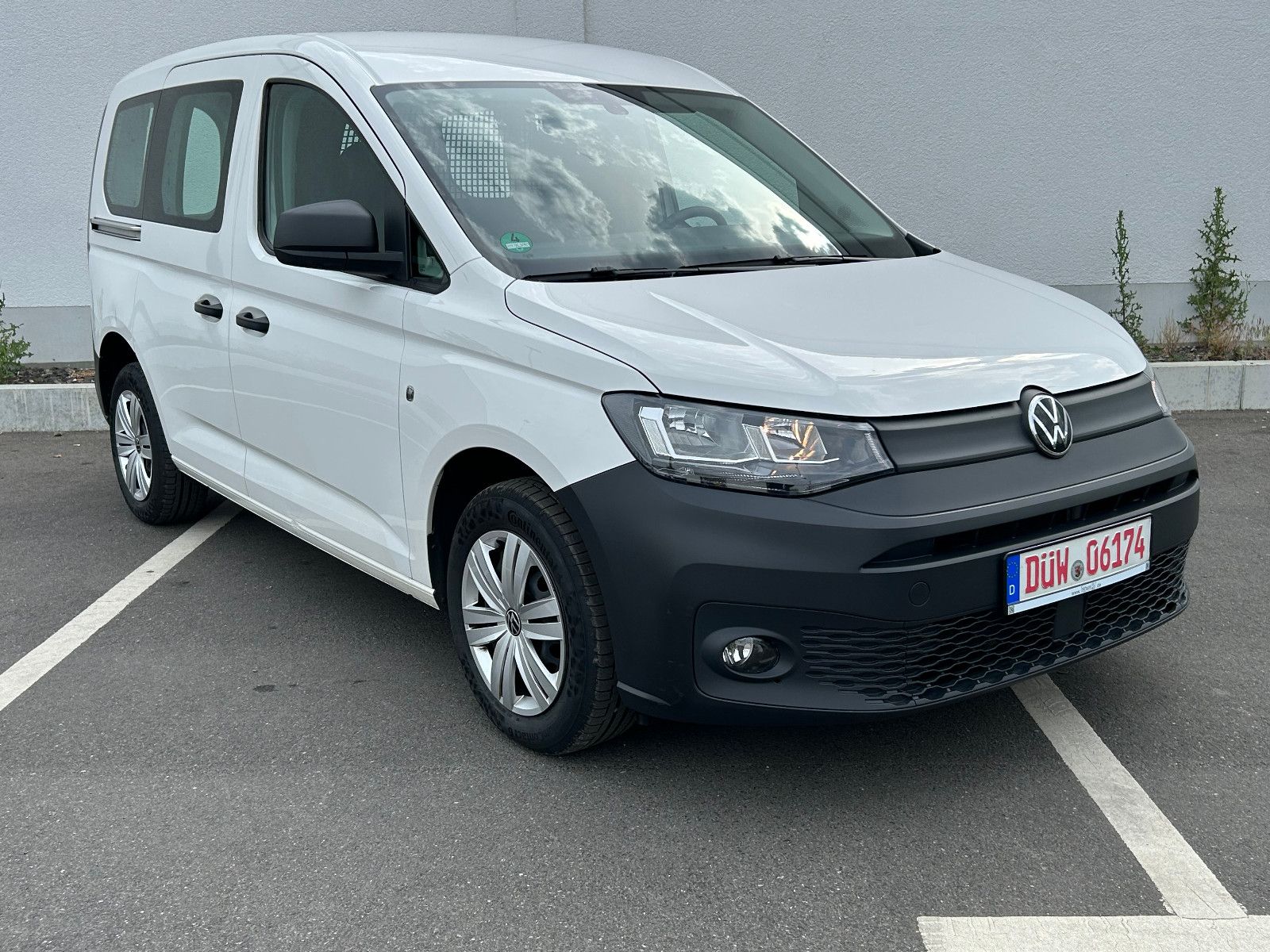 VW Caddy Cargo Basis 4Motion