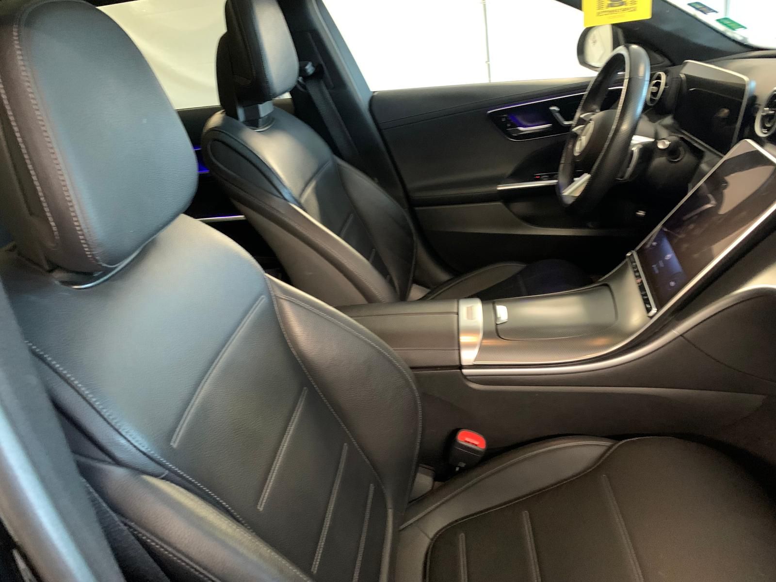 Mercedes-Benz C 220 AMG Line 4M Digital LED Widescr Pano Distr imagem 3