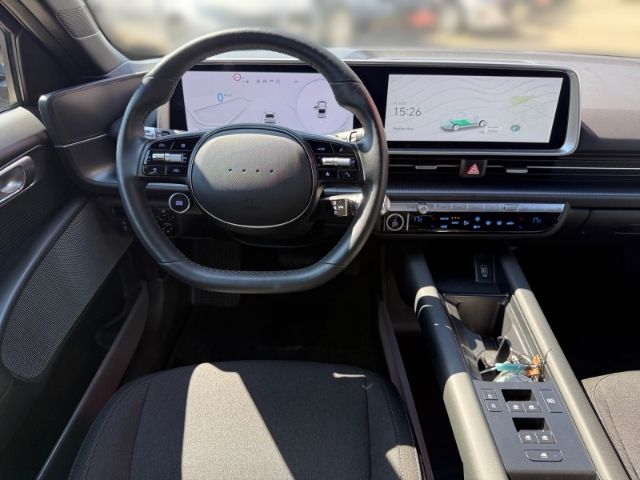 Fahrzeugabbildung Hyundai IONIQ 6 Basis Elektro +KLIMA+LED+PDC+RFK+SHZ+UVM