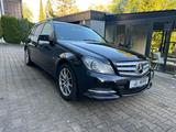 Mercedes-Benz C 250 C T-Modell C 250 T CDI Bi-Xenon|Navi|Pano| - Mercedes-Benz C 250 aus 2012 mit Diesel-Antrieb: Kombi