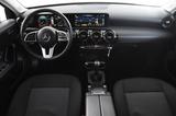 Mercedes-Benz A 180 *1.Hand*Widescreen*Navi*SHZ*Park ass.* - Mercedes-Benz A 180 in Aachen