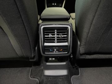 Fahrzeugverkauf 25 Skoda Kodiaq 2.0 TDI 142 kW 4x4 Sel. AHK Navi 19 Zoll