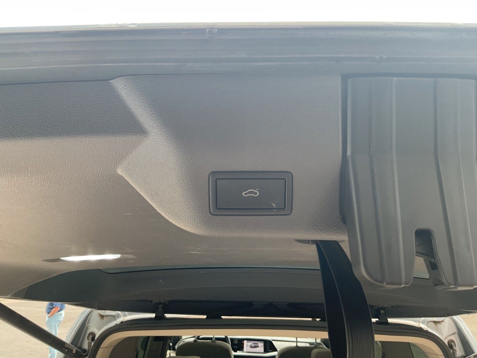 Volkswagen T7 Multivan eHybrid LED AHK PANO ACC Kamera foto 13