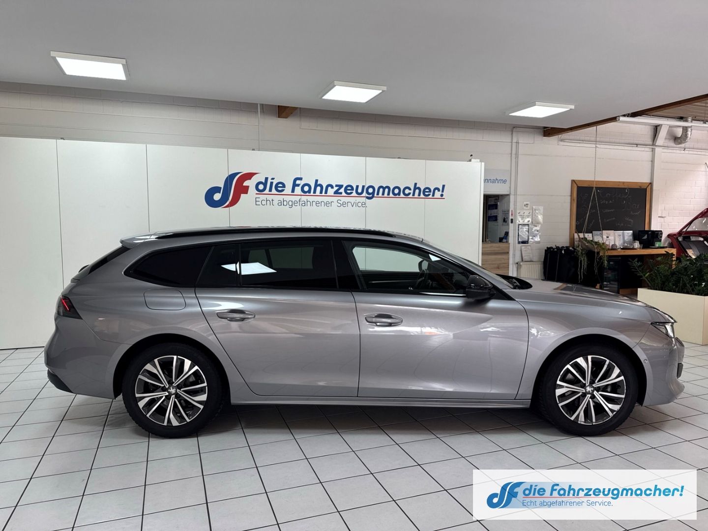 Fahrzeugabbildung Peugeot 508 SW Allure Pack 1.5 BlueHDi 130 EU6d Navi 360