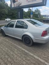 Volkswagen Bora 2.0 Edition Edition - Volkswagen Bora Edition mit Benzin-Antrieb