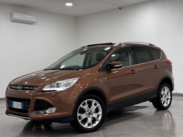 Ford Kuga 2.0 TDCI 140 CV 4WD Powershift Titaniu