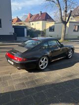 Porsche 993 Carrera 4S Coupé CARRERA 4S - Porsche aus 1996: Carrera 4s