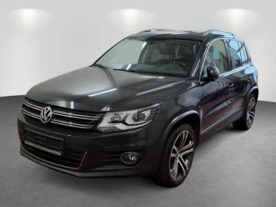 Volkswagen Tiguan Sport & Style DCC GRA DYNAUDIO Bi-Xenon