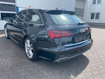 Audi A6 - 4
