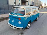 Volkswagen T2 - Volkswagen T2: 9 Sitzer