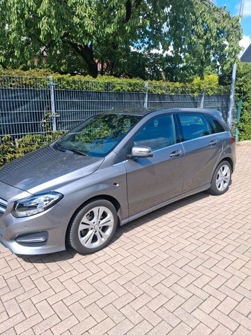 MERCEDES-BENZ Mercedes B180